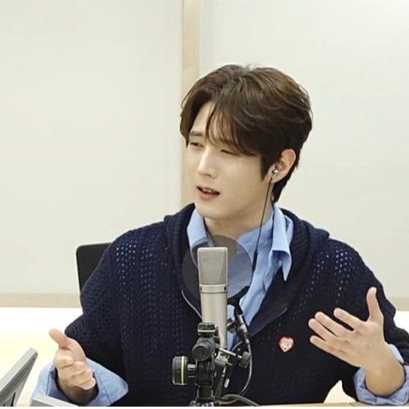 金俊賢的最新照片