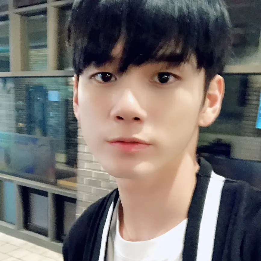 Momen yang diabadikan oleh penggemar Ong Seongwu