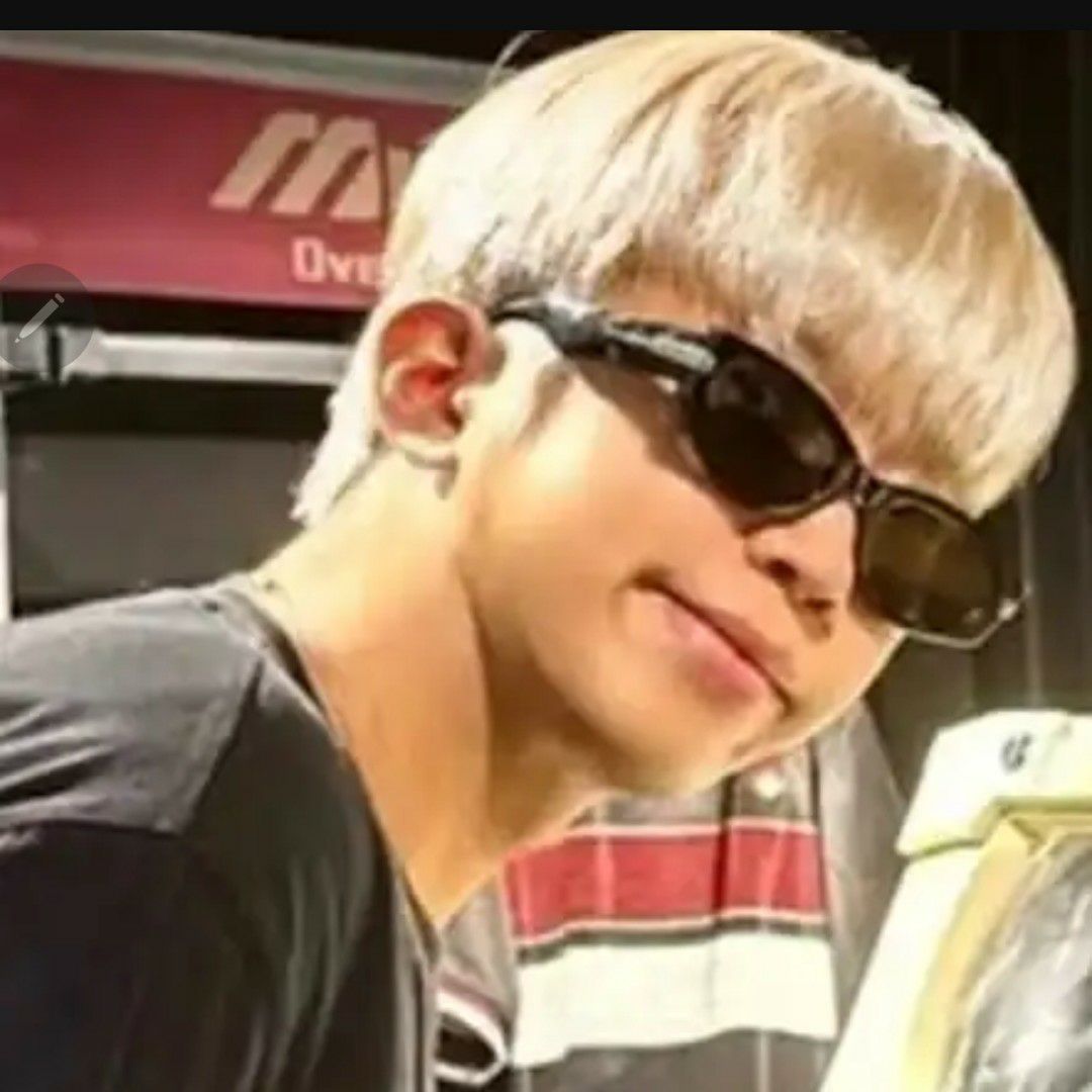 Foto kegiatan terbaru dari Lim Youngwoong