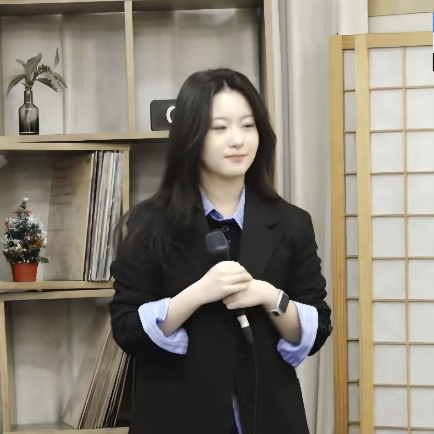 Momen yang diabadikan oleh penggemar Oh Yujin