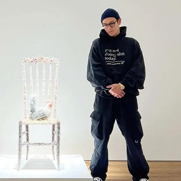 Recent activity shot of T.O.P