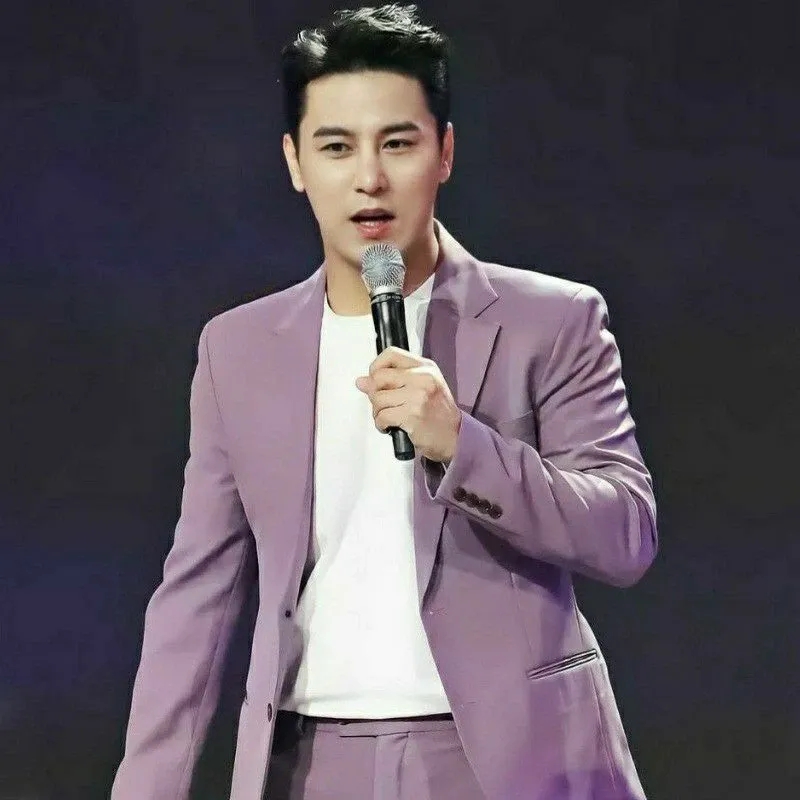 Foto kegiatan terbaru dari Jang Minho