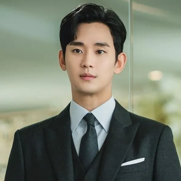A moment captured by a fan of Kim Soohyun