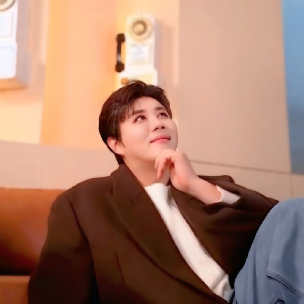 チン・ヘソンのビハインドカット