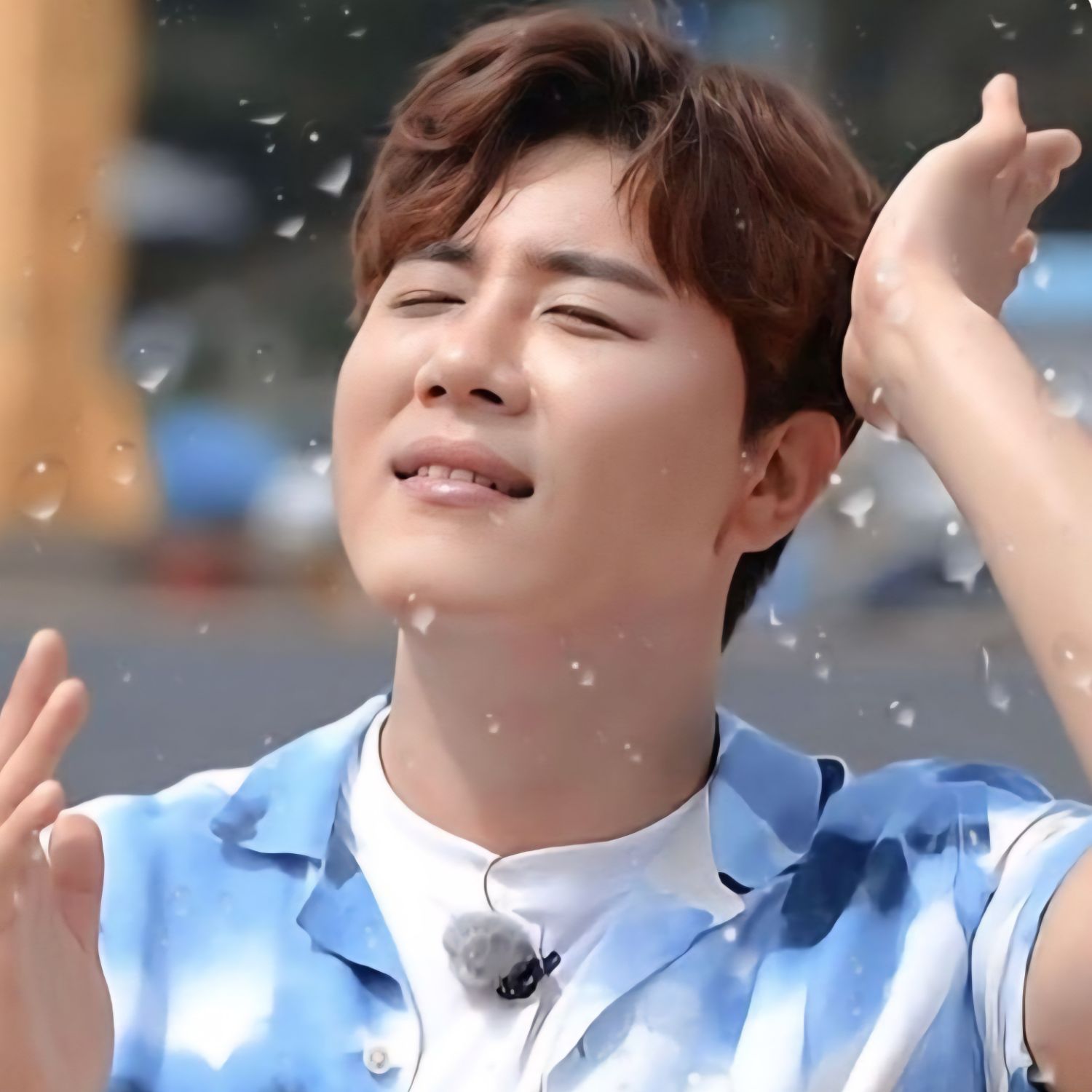 진해성의 비하인드 컷