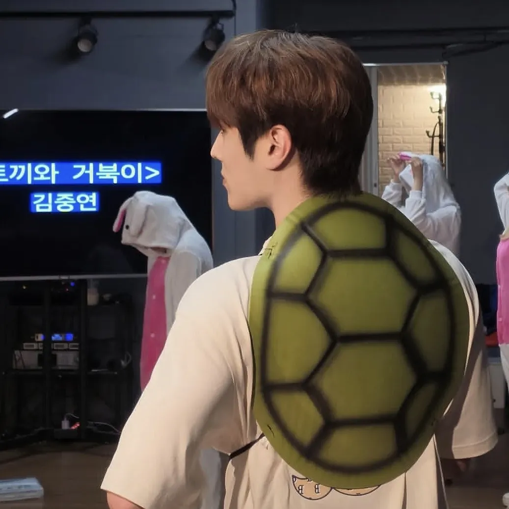 Behind-the-scenes cut of Kim Jungyeon