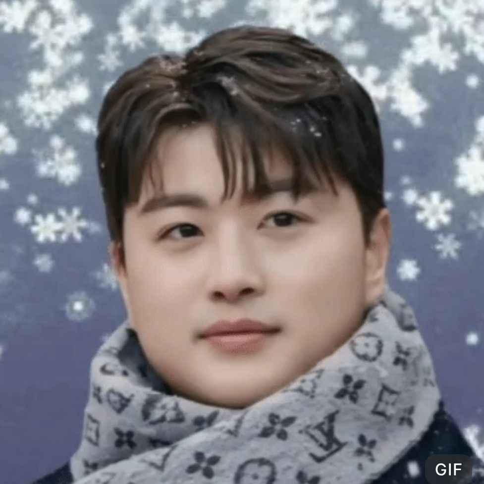 Foto kegiatan terbaru dari Kim Hojoong