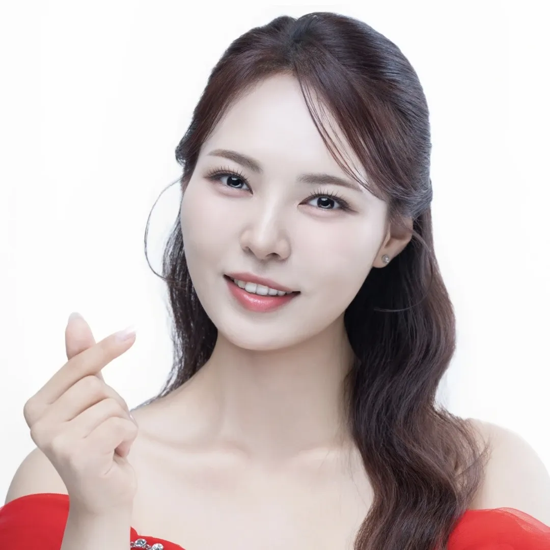 Recent activity shot of Miss Kim
