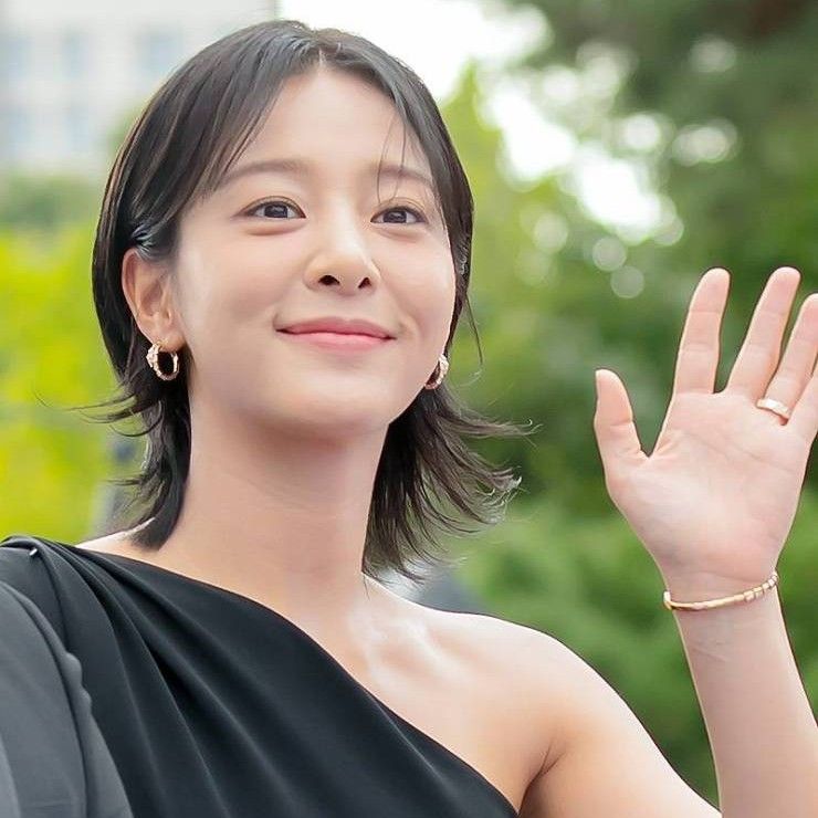 A moment captured by a fan of Seol Inah