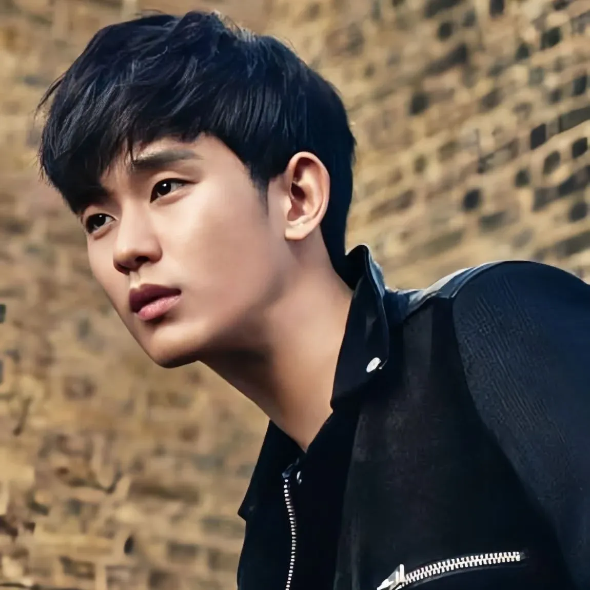 Behind-the-scenes cut of Kim Soohyun