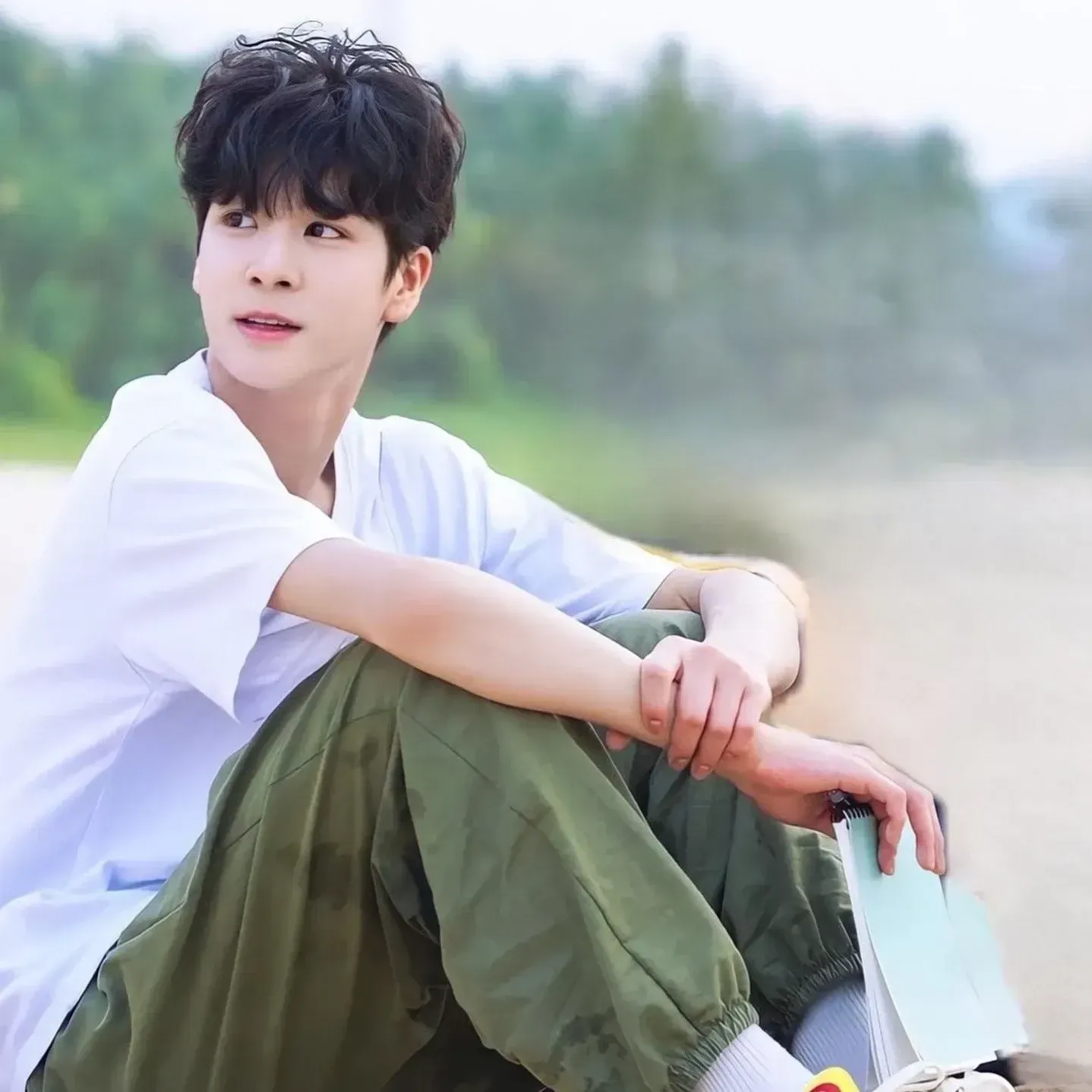 郑东元的最新照片