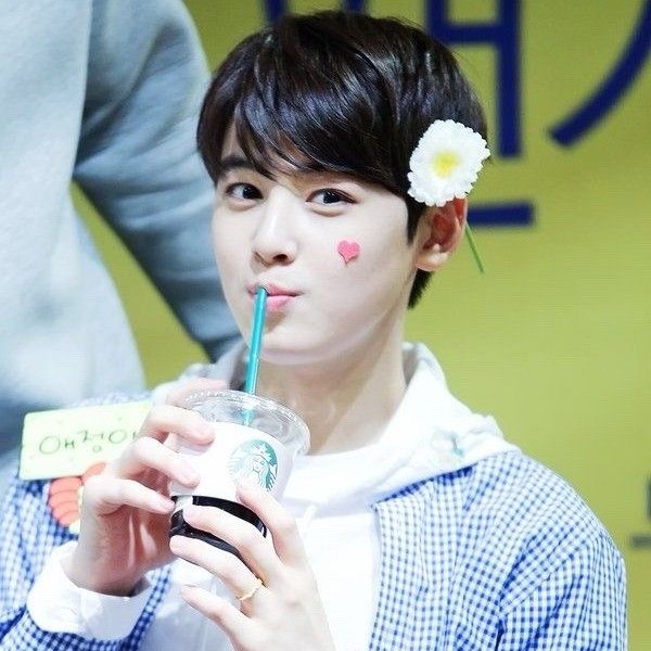 粉絲拍下的車銀優瞬間