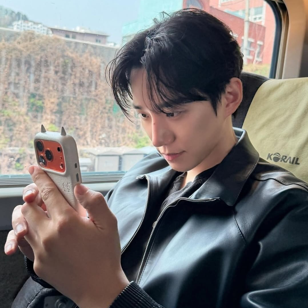 Foto terbaru dari Lee Junho