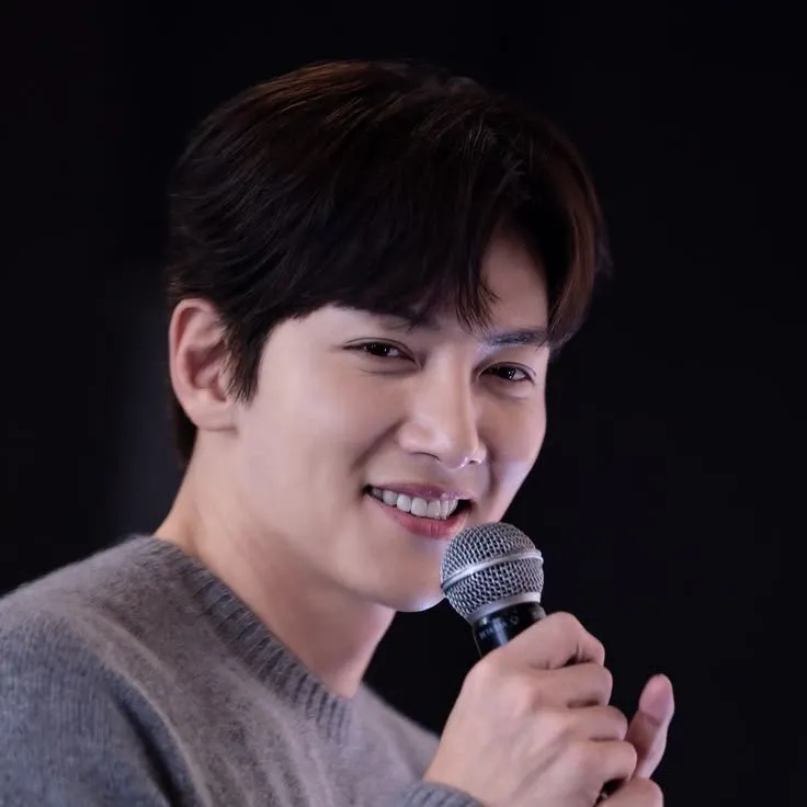 Recent activity shot of Ji Changwook