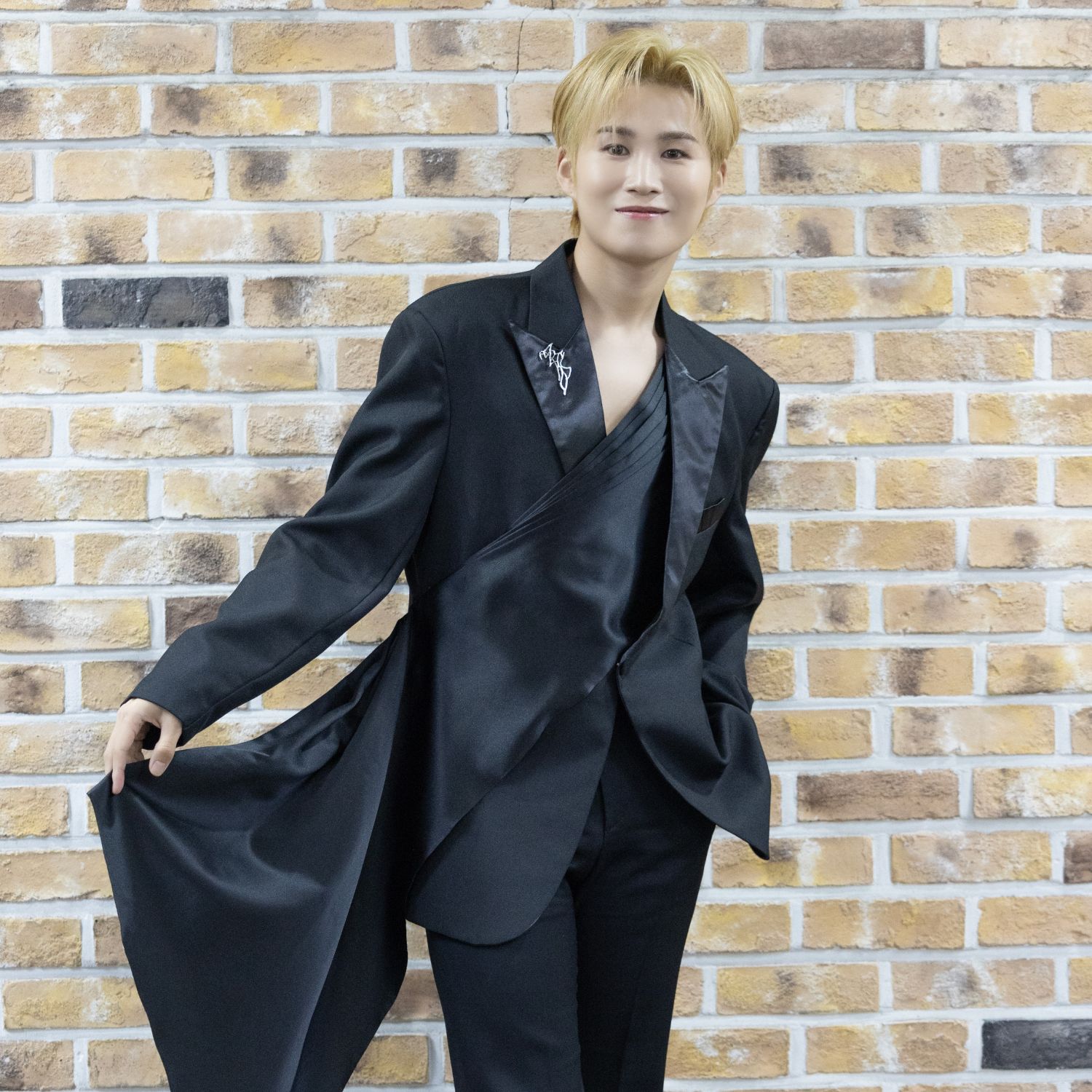 金熙栽的最新照片