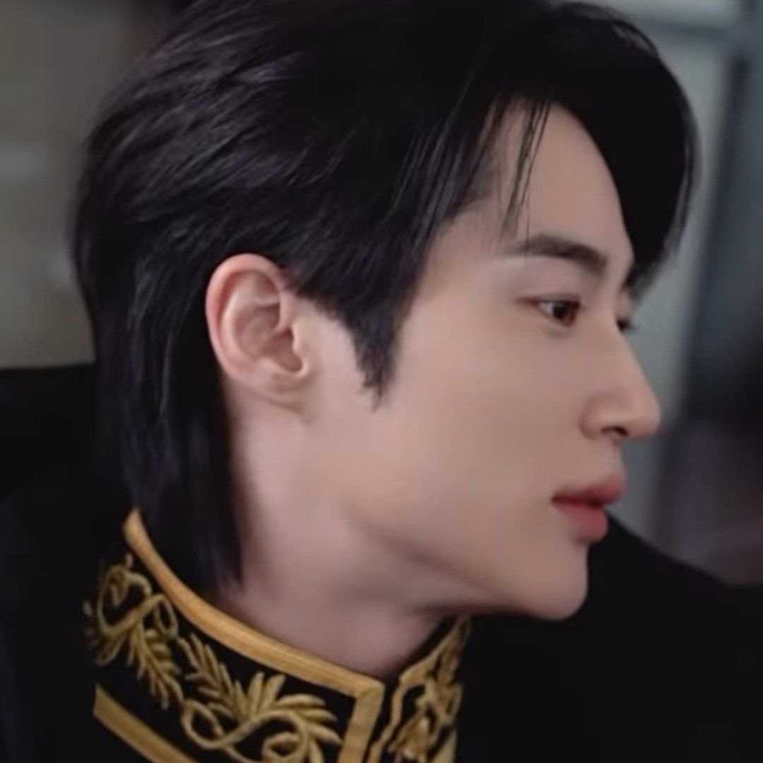 Latest photo of Byeon Wooseok