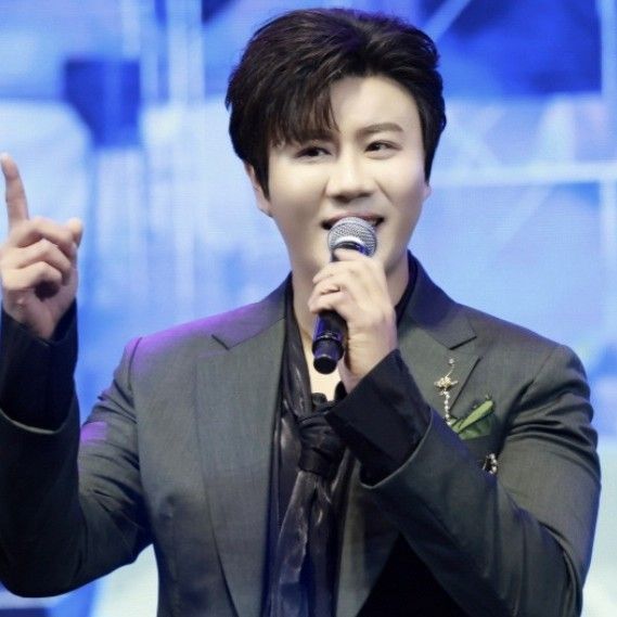 Behind-the-scenes cut of Jin Haesung