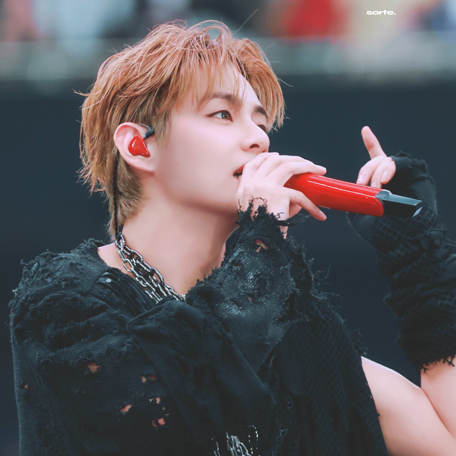 Behind-the-scenes cut of Kim Taehyung (V)
