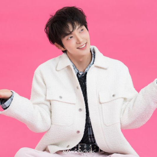 イ・ジュンギのビハインドカット