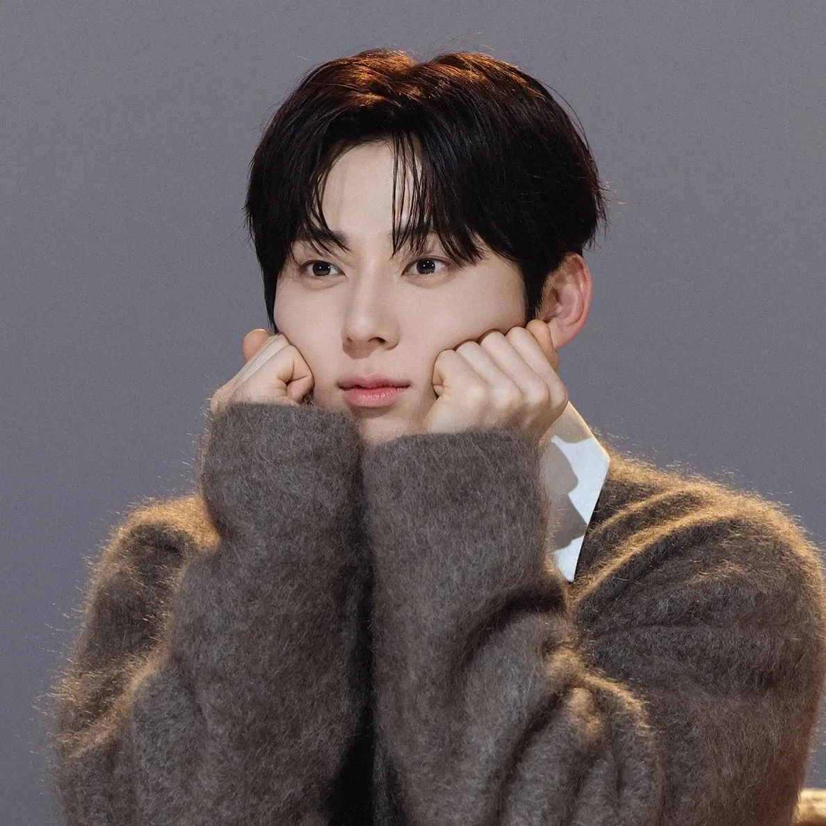 Recent activity shot of Hwang Minhyun