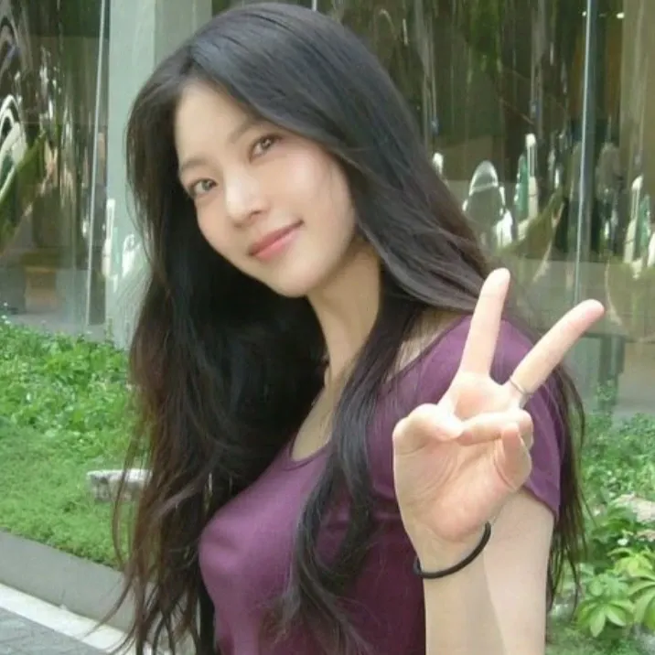 Behind-the-scenes cut of Gong Seungyeon