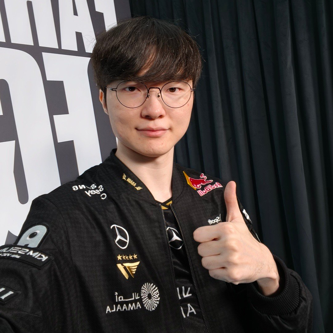 Fakerの最新写真