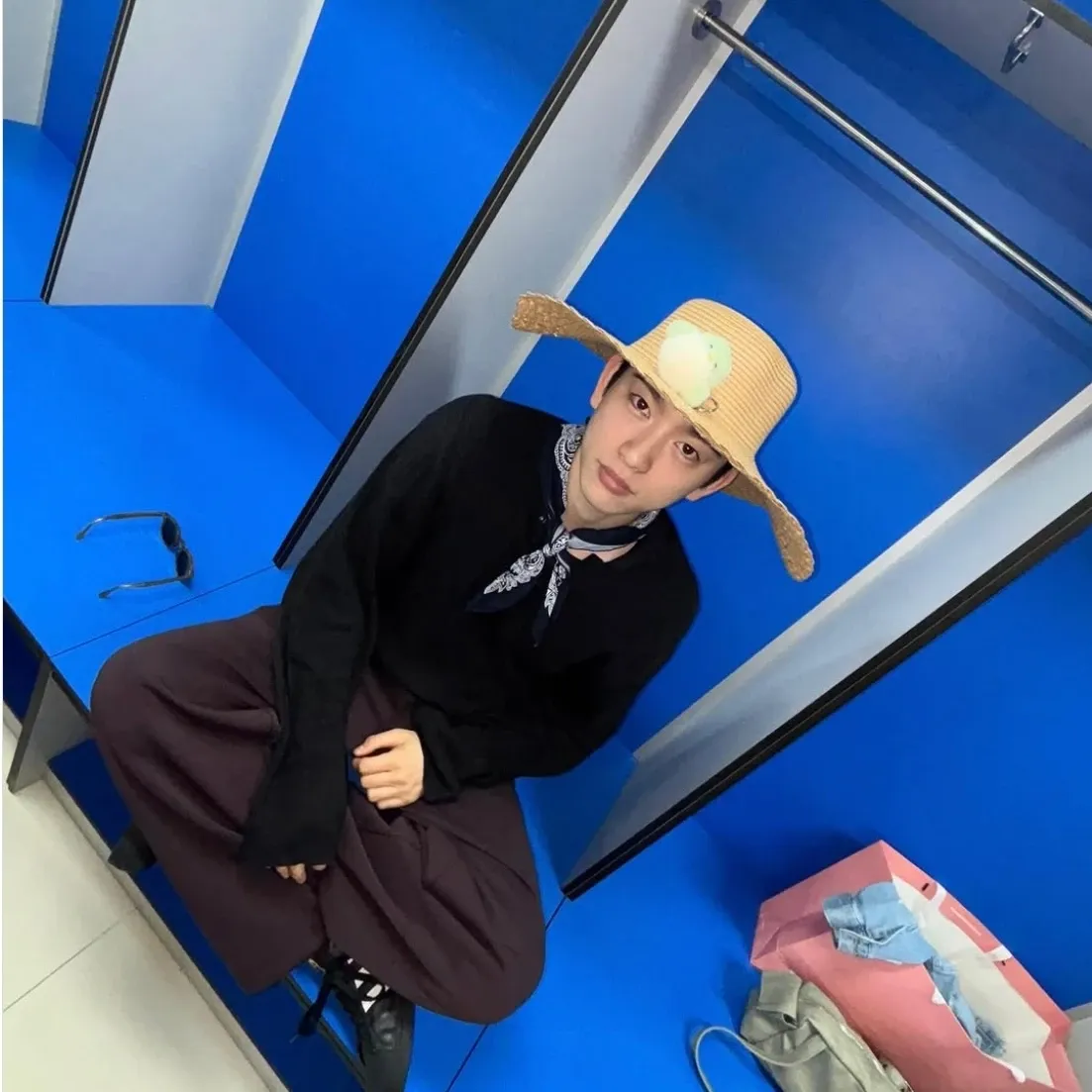 Foto kegiatan terbaru dari Park Jinyoung