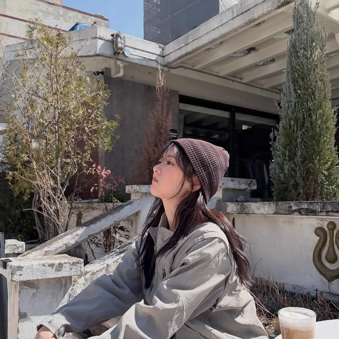 Behind-the-scenes cut of Jung Somin