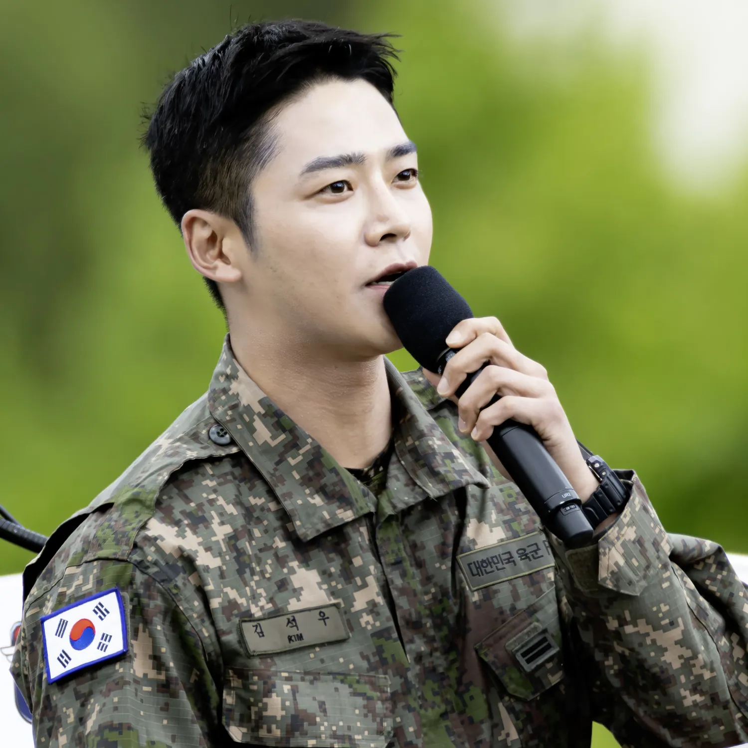 Momen yang diabadikan oleh penggemar Rowoon