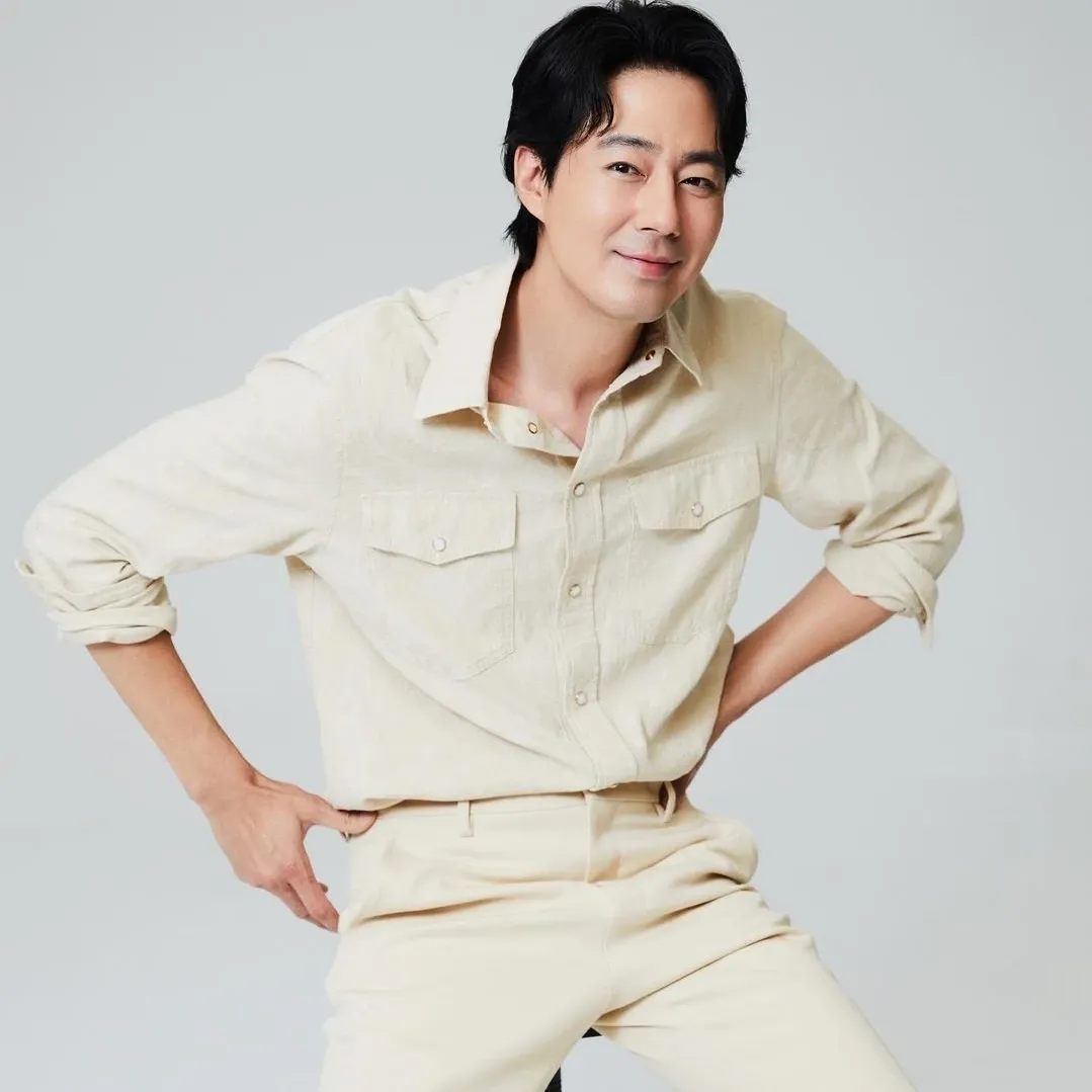 Behind-the-scenes cut of Jo Insung