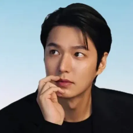 李敏镐的近期活动照