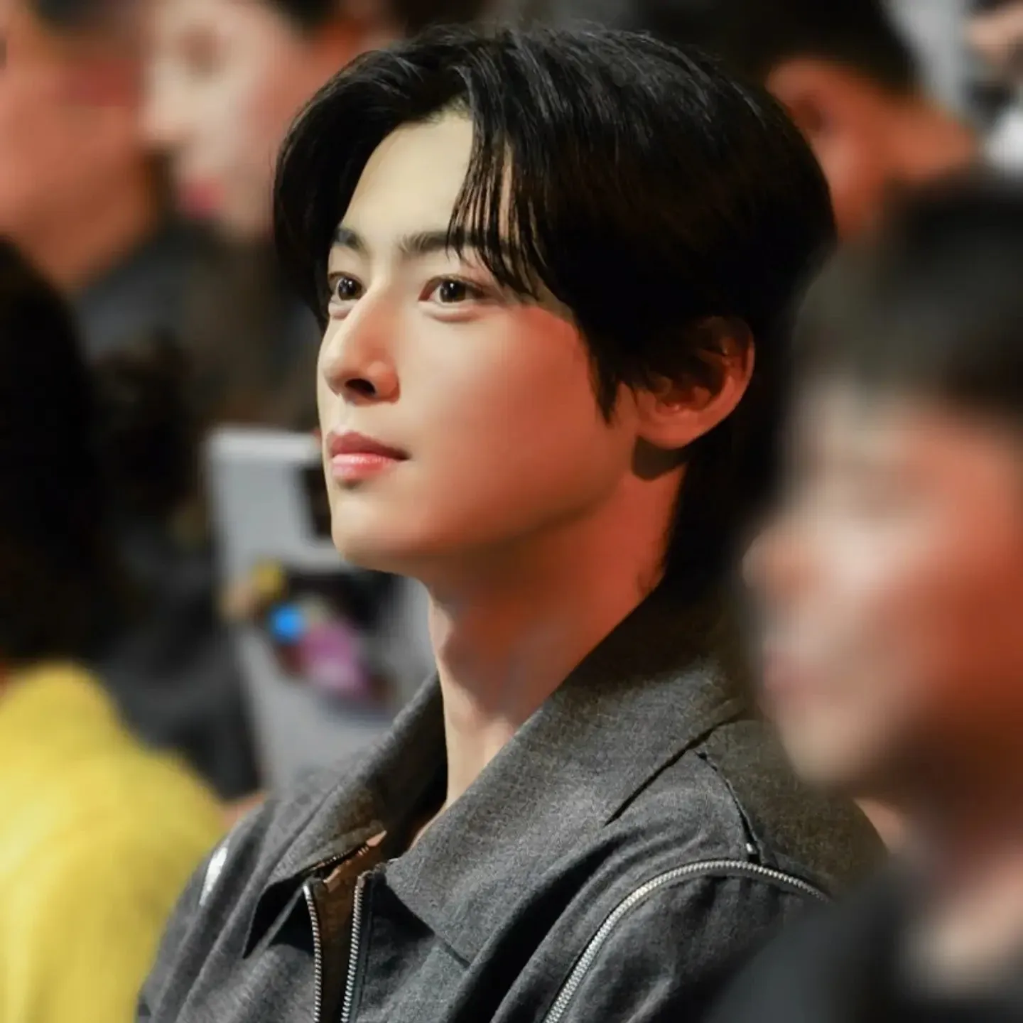 A moment captured by a fan of Cha Eunwoo