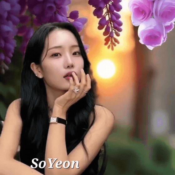 Recent activity shot of Kim Soyeon (2004)