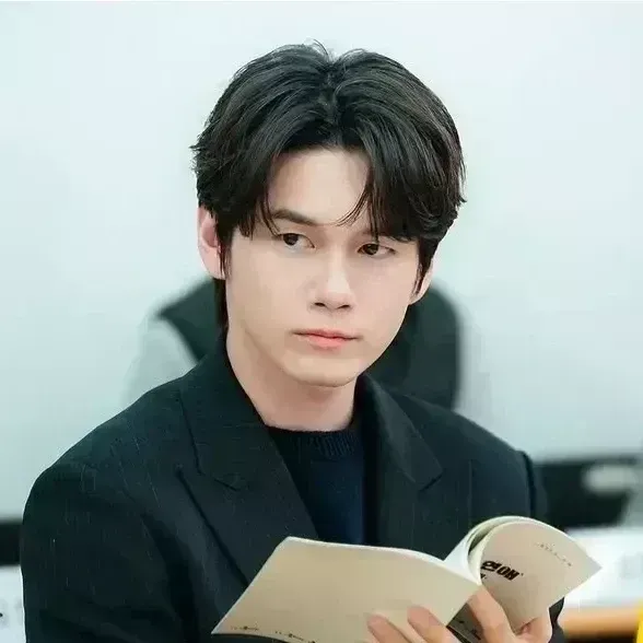 옹성우 최근 활동샷