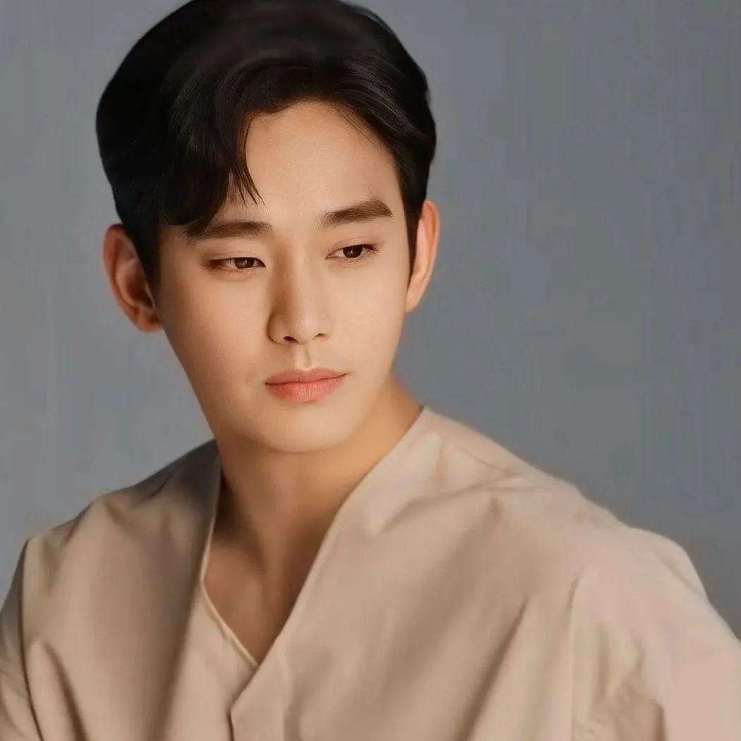 Behind-the-scenes cut of Kim Soohyun
