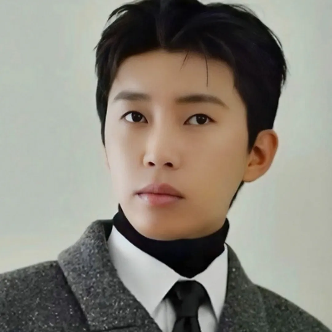 Foto terbaru dari Lim Youngwoong