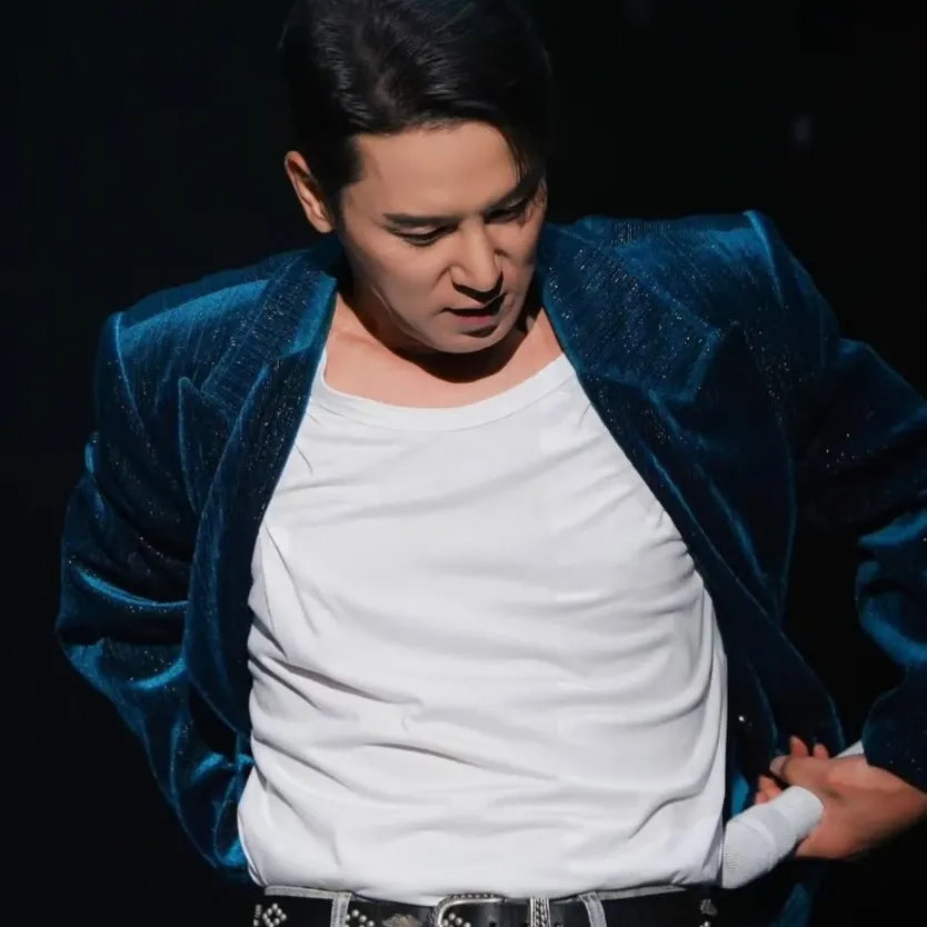 Foto kegiatan terbaru dari Jang Minho