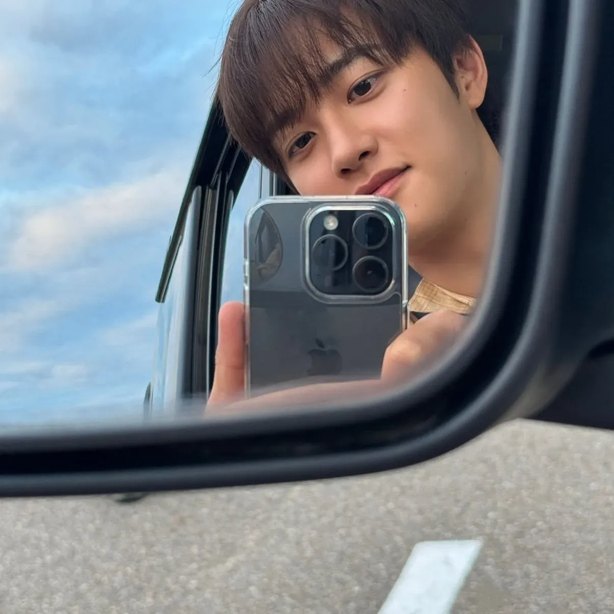 Foto terbaru dari Doh Kyungsoo (D.O.)