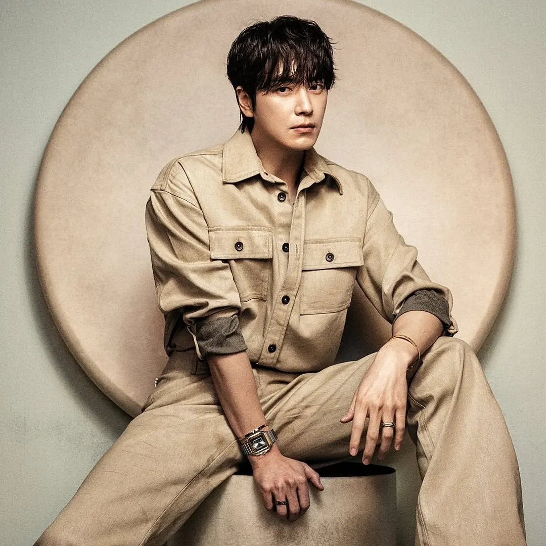 Recent activity shot of Lee Joonhyuk