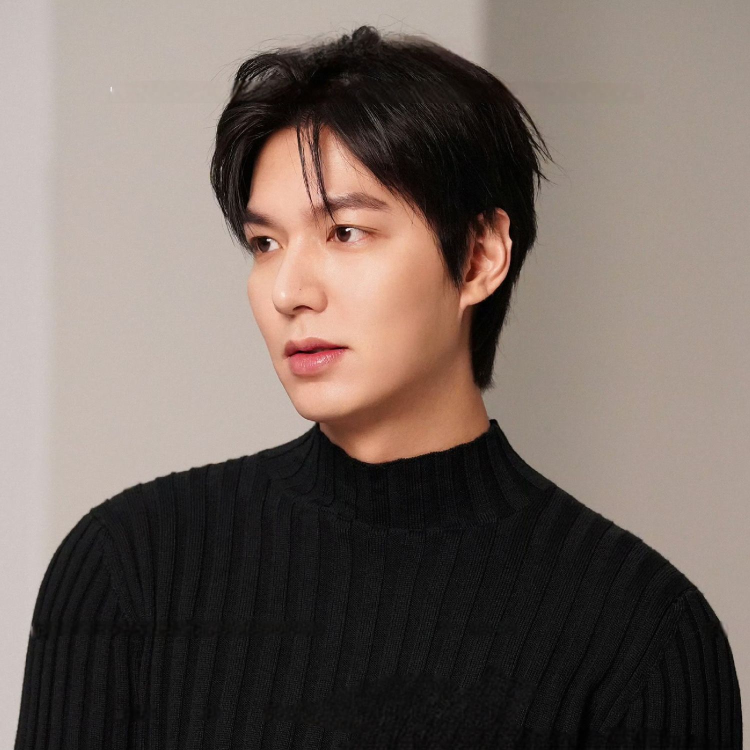 粉丝拍下的李敏镐瞬间