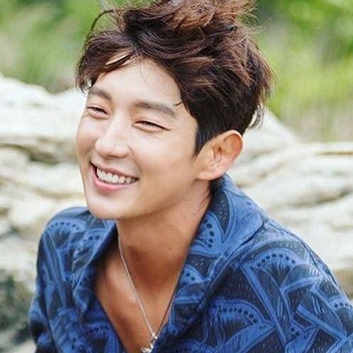 Recent activity shot of Lee Joongi