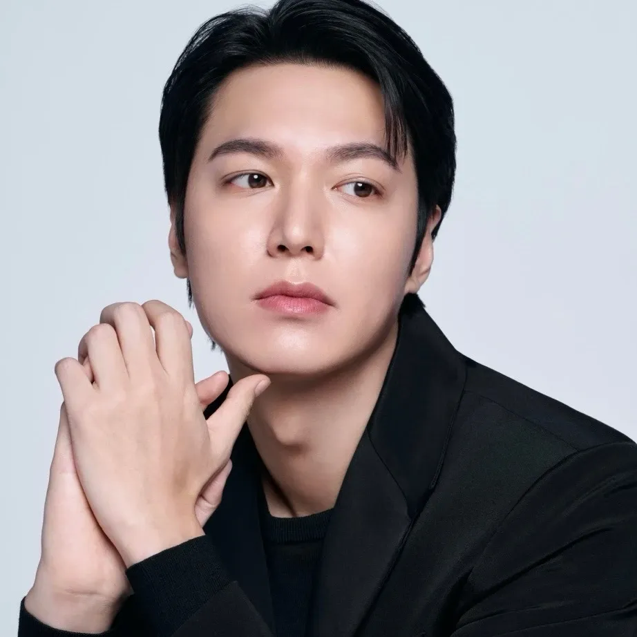 Behind-the-scenes cut of Lee Minho