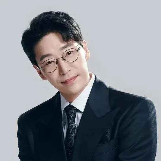 Latest photo of Um Kijoon