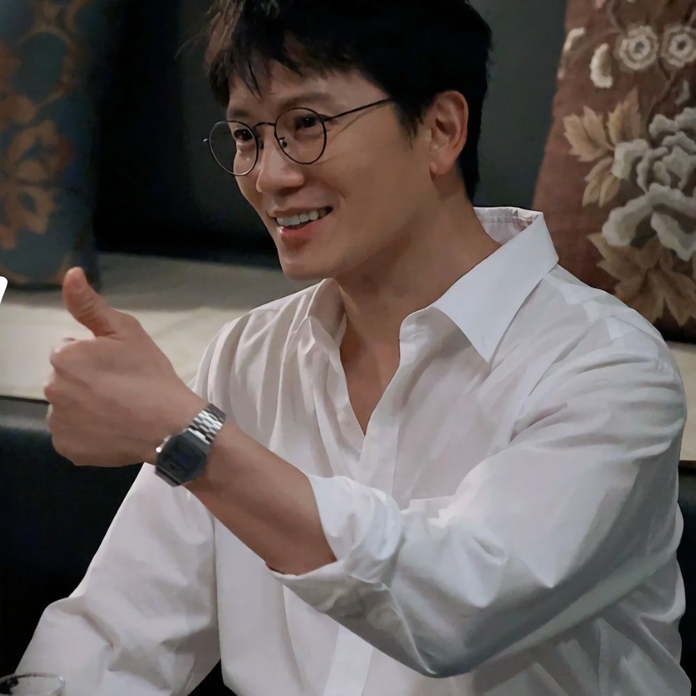 Latest photo of Ji Sung