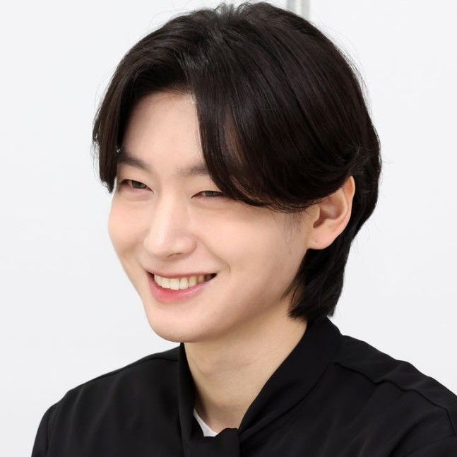 キム・ヨンビンの最近の活動ショット