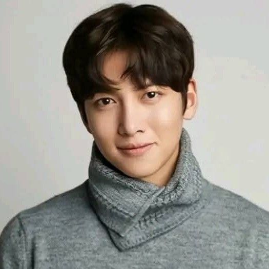 チ・チャンウクの最近の活動ショット