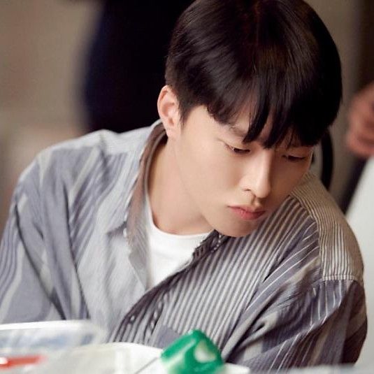 粉丝拍下的张基龙瞬间