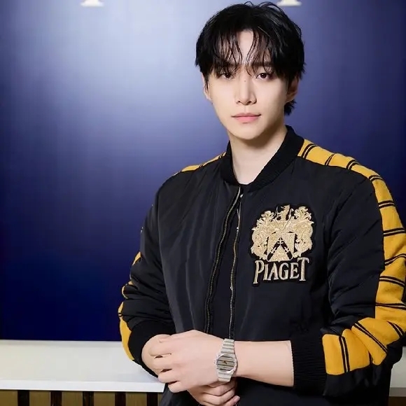 粉丝拍下的李俊昊瞬间