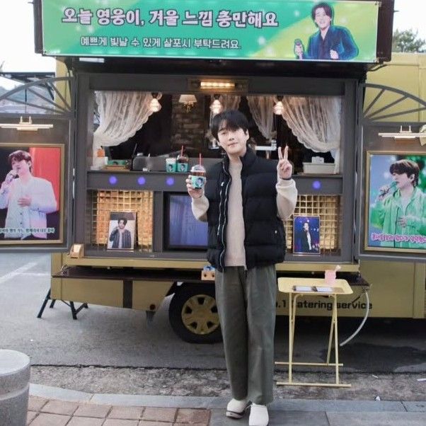 Behind-the-scenes cut of Hwang Youngwoong