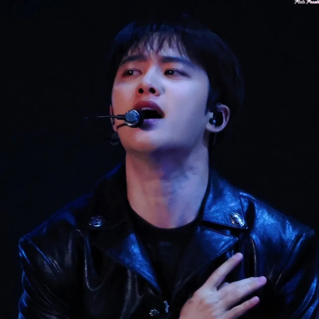 도경수 (디오) 최근 활동샷